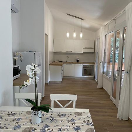 Beach House Calaverde Village Santa Margherita di Pula Esterno foto